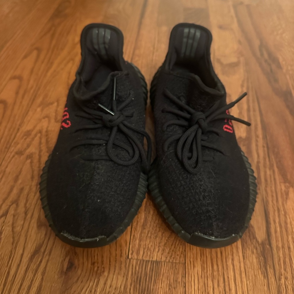 Adidas Yeezy Boost 350 V2 Sneakers - Black with Red - Picture 2 of 6